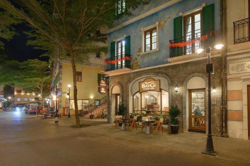 An Thoi Hotel | BayGi Phu Quoc Hotel Sunset Town