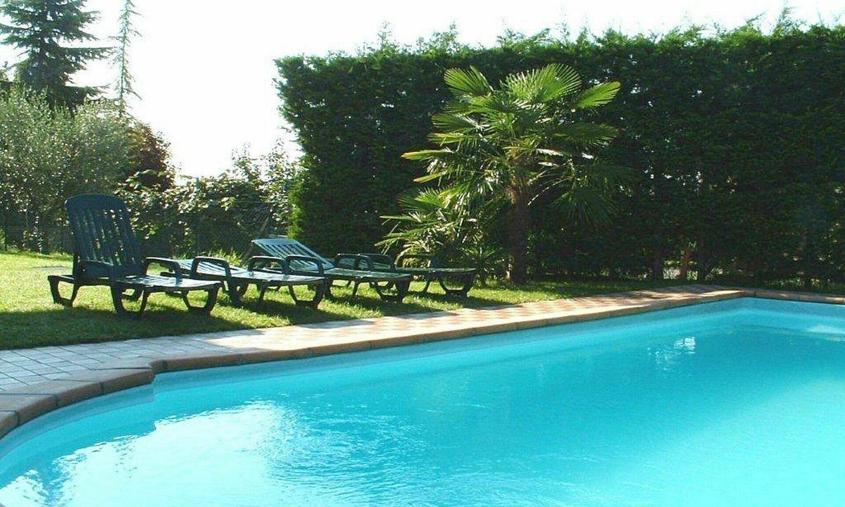 Cola Apartment | Beautiful apartment for 5 people with A/C, pool, WIFI, TV, balcony and pets allowed