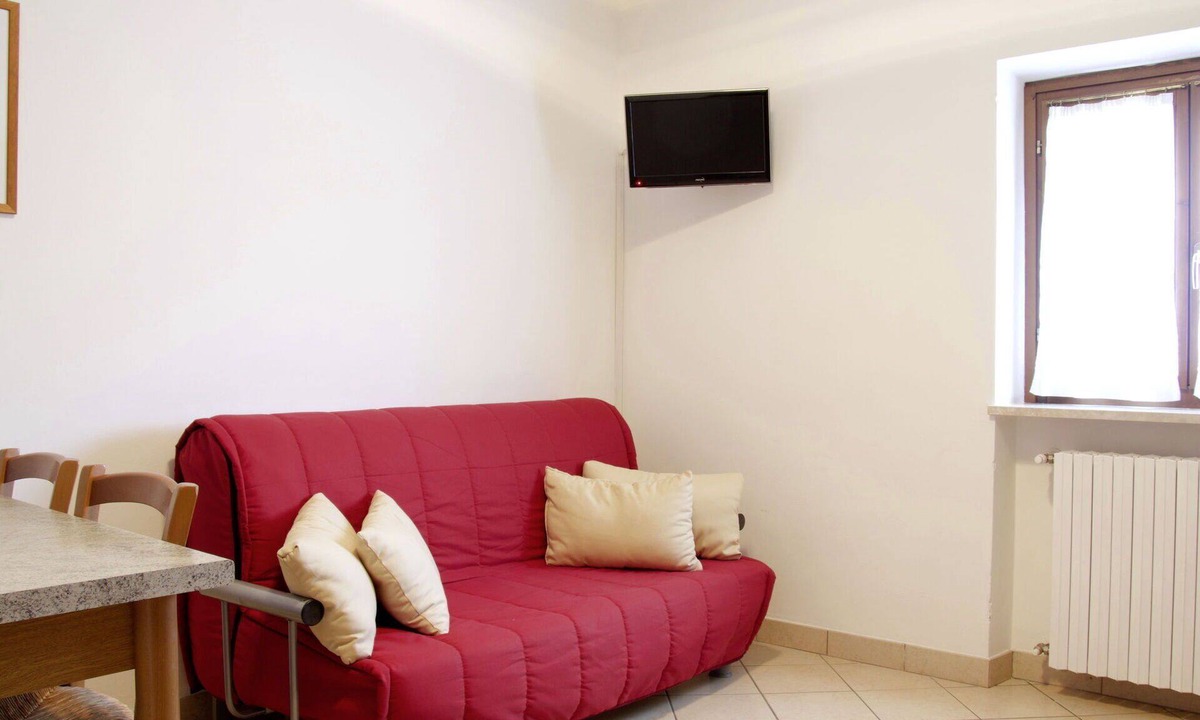 Bardolino Villa | Beautiful apartment in villa for 4 people with WIFI, pool, A/C and TV