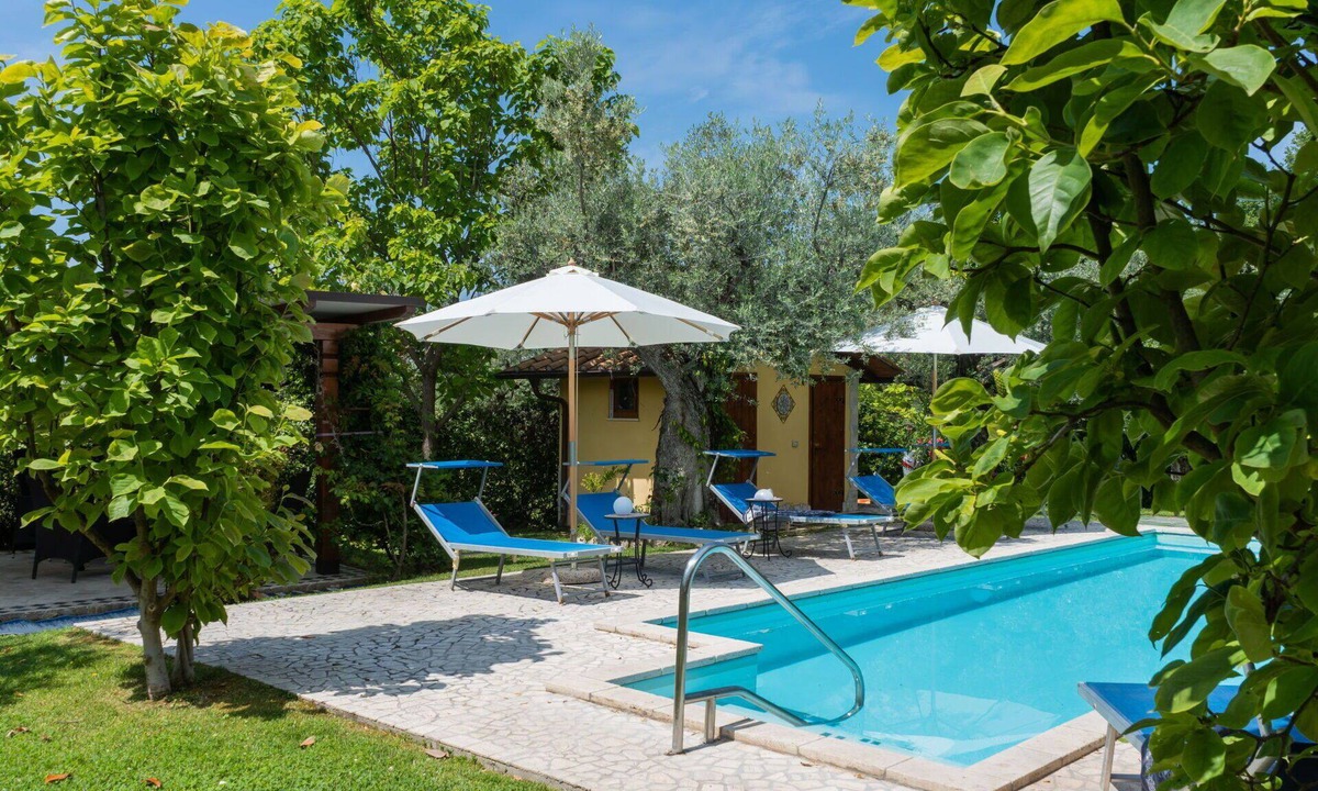 Fara in Sabina House | Beautiful private villa for 6 guests with private pool, A/C, WIFI, TV and patio