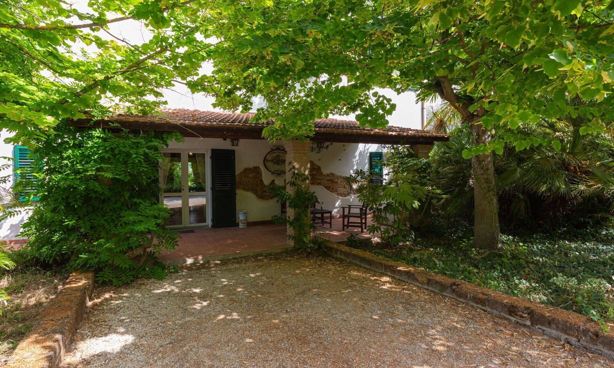 Tortoreto House | Beautiful private villa with private pool, WIFI, TV, terrace, pets allowed and panoramic view