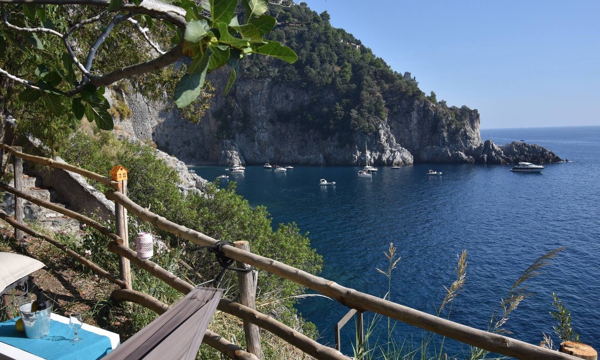 Maiori House | Bella Baia Glamping