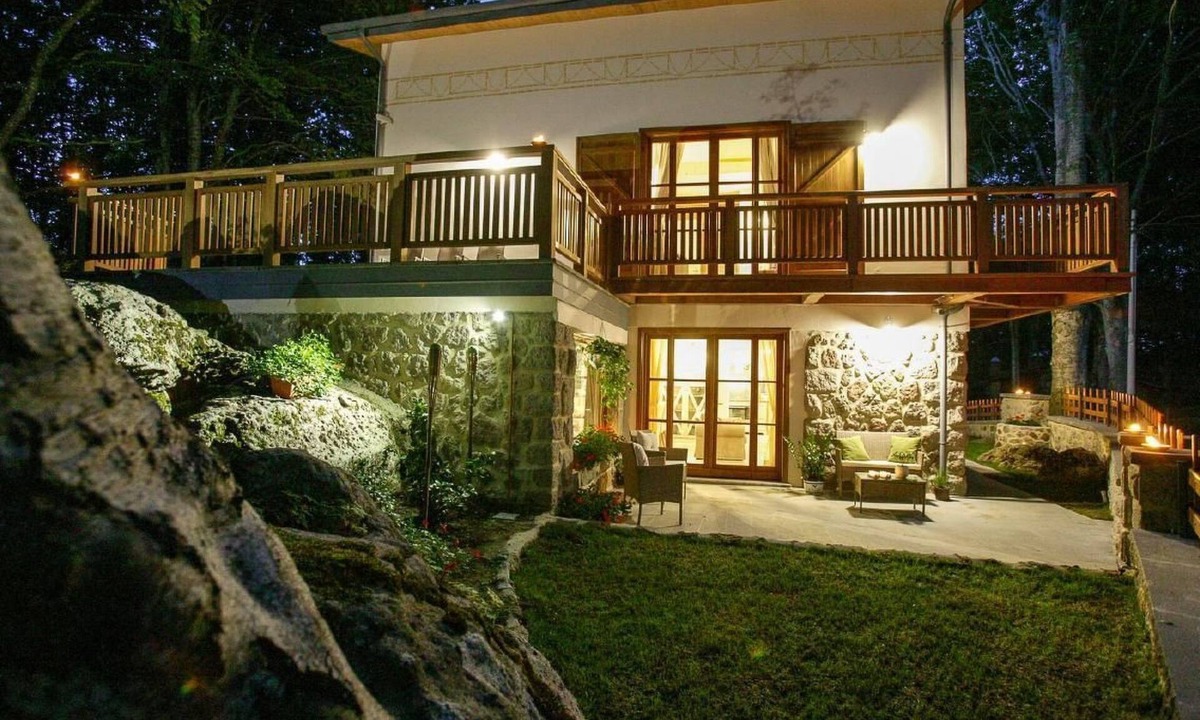 Abbadia San Salvatore House | Berg "Chalet Galli" mit SPA by Interhome