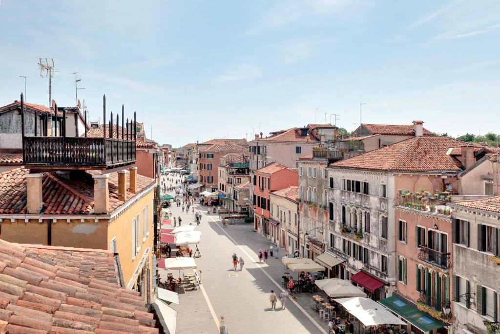 Castello Apartment | Biennale Terrace Apt
