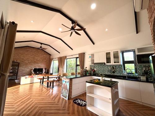 Ong Lang Villa | Blue Nose 3BR Private Villa near Ong Lang Beach
