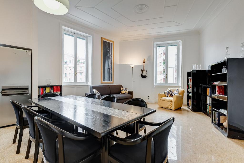 Quartiere XV Della Vittoria Apartment | BMGA l Elegant Four-Room Apt for 8 Guests in Prati
