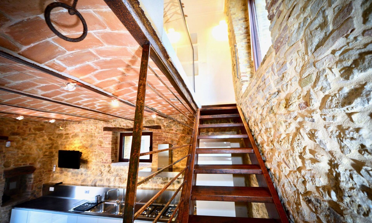 Crecchio House | Borgo Baccile by Vini Fantini - La Stalla di Rosina