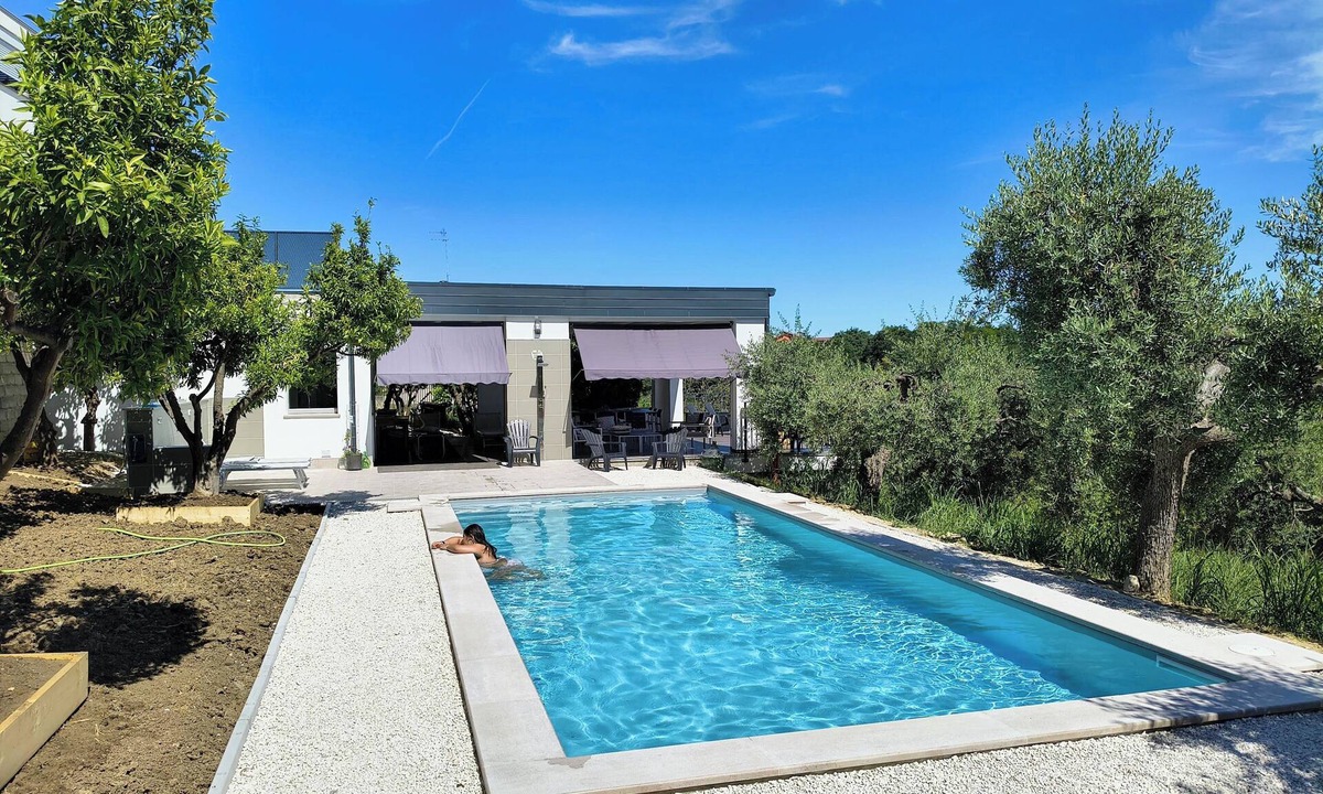 Lanciano Villa | "BORGO RAGNITILL" AMAZING HOLIDAY HOME, 15 GUESTS, LANCIANO (CH)