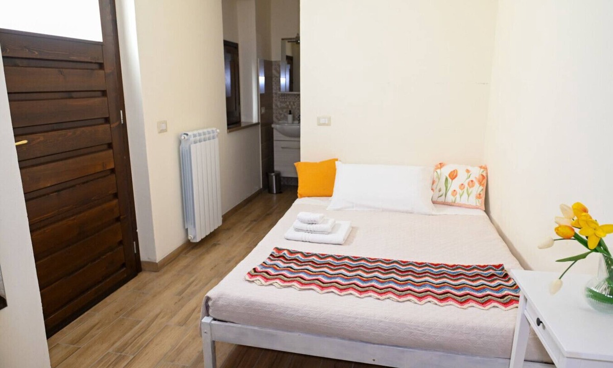 Baselice Bed & Breakfast | Borgo Sciugolo - Tulip Room
