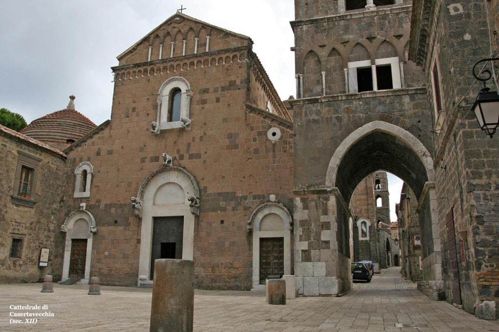 Caserta Vecchia Hotel | Boutique Hotel Palazzo Dei Vescovi