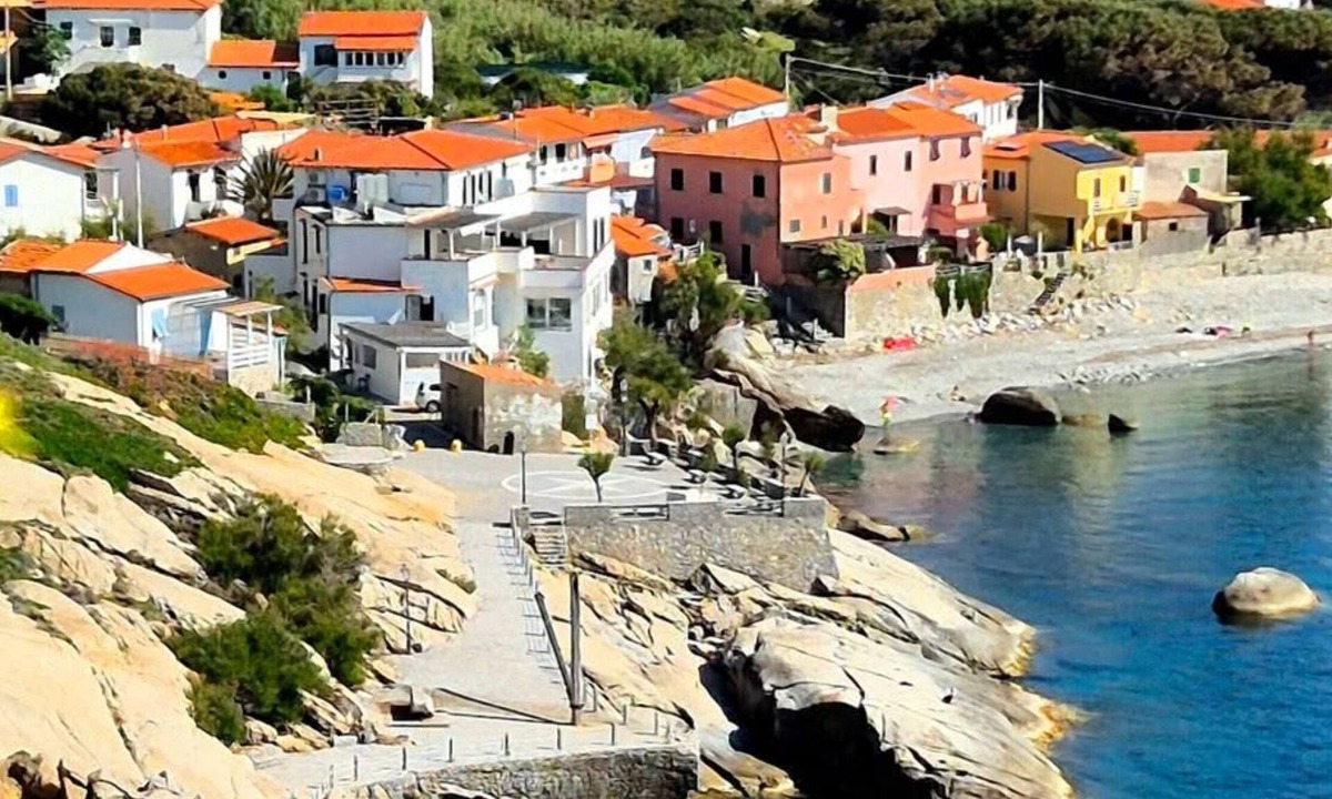 Pomonte Apartment | Brand new apartment terrace sea view detached cottage Pomonte LAST DAYS 24-31ago