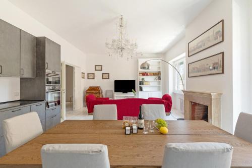 Quartiere III Pinciano Apartment | Bright Family 5BR Apartment in Parioli