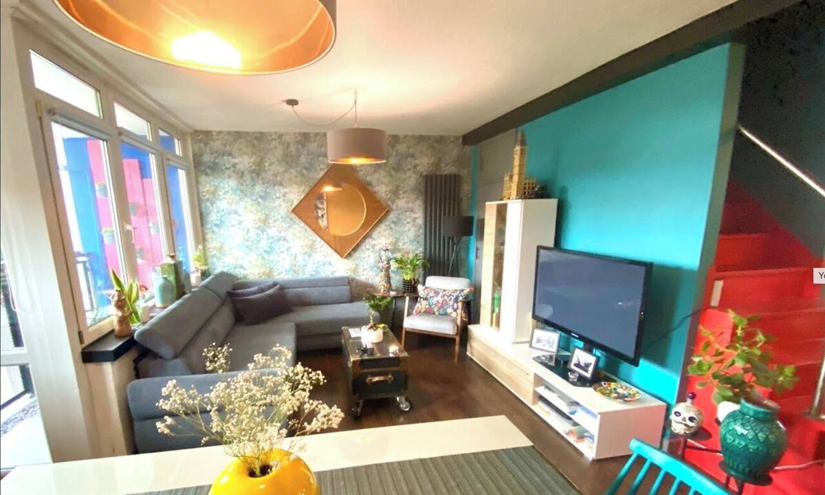 Brixton Hill Apartment | Brixton Colourful 2 Double Bed Flat