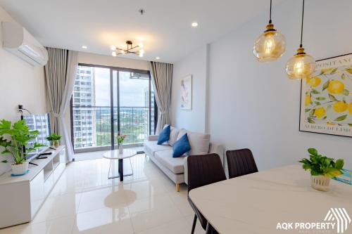 District 9 Apartment | Căn hộ 3PN rộng rãi yên bình ở Vinhomes Grand Park