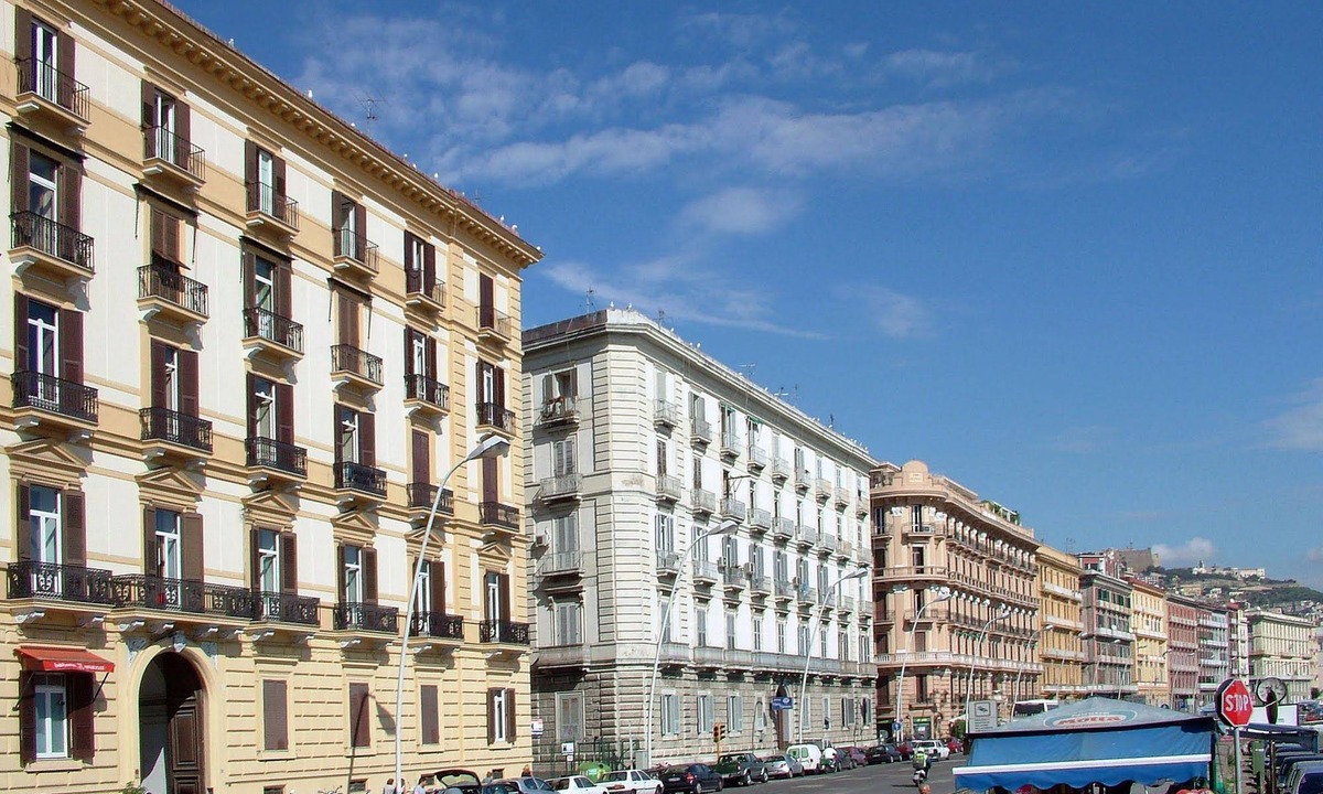Chiaia Hotel | Caracciolo 10