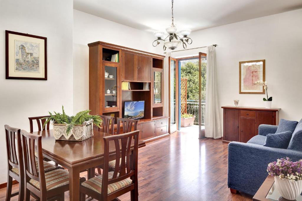 Sorrento Apartment | Caruso 4 by Villasandco RentalSorrento
