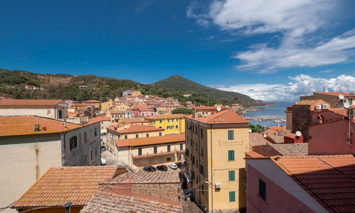 Rio Marina Apartment | Casa al secco apartment with sea view in the heart of Rio Marina