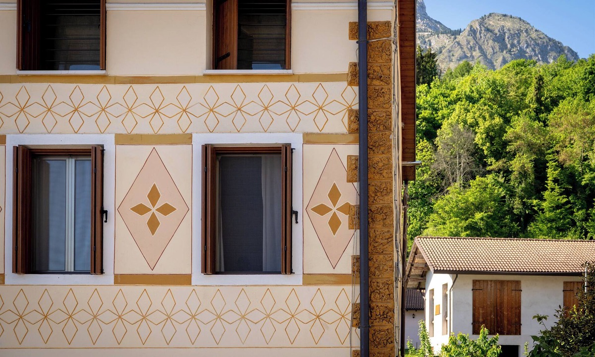 San Gregorio nelle Alpi Apartment | Casa del Podestà. 10 minutes from the Dolomiti Bellunesi National Park. Nature & Relaxation.