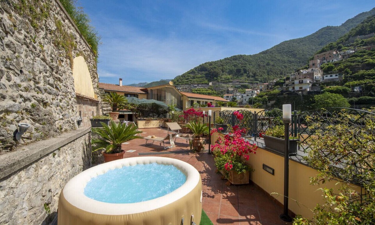 Maiori House | Casa di Trilly - with Hot Tub & Lemon Garden