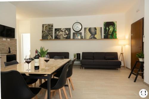 Sulmona Apartment | CASA IOLE Appartamento Nuovo Ampio Villa Comunale
