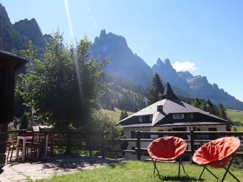 San Martino di Castrozza Apartment | Casa Loria - Appartamento con Giardino