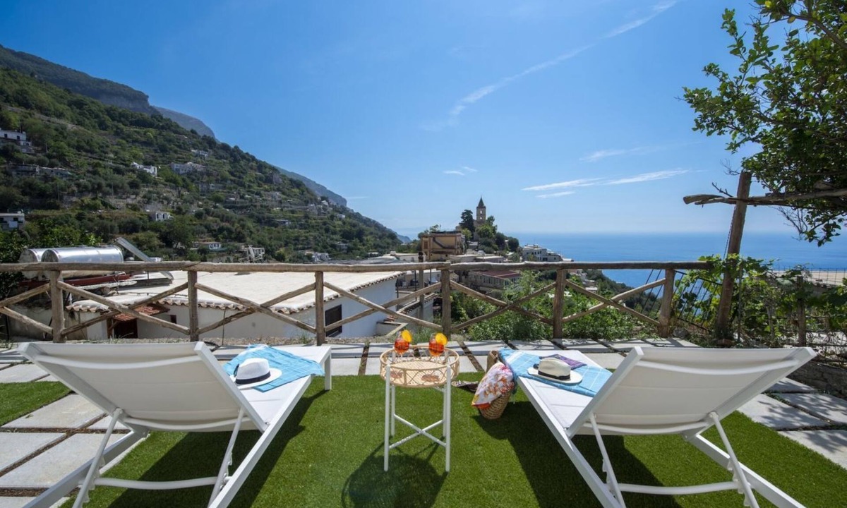 Montepertuso Apartment | Casa Lucente - terrace sea view