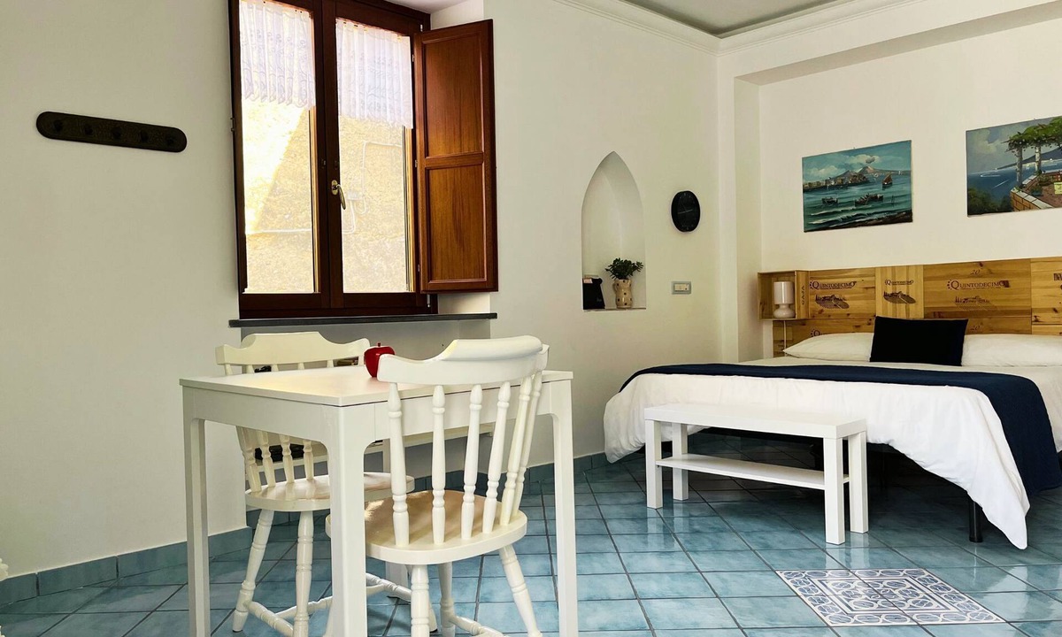 Ravello Apartment | Casa Tasca, a cozy and quiet apartment with a large terrace.