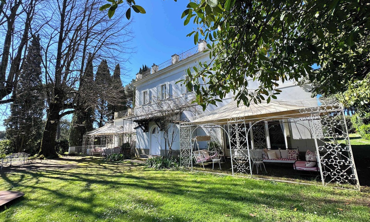 Ronciglione Villa | Casa Vostra & Cottage