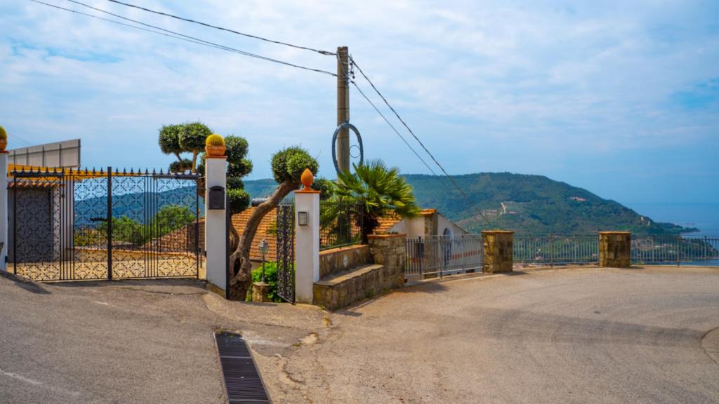 Castellabate Historic Centre House | Castellabate Apartments Camere