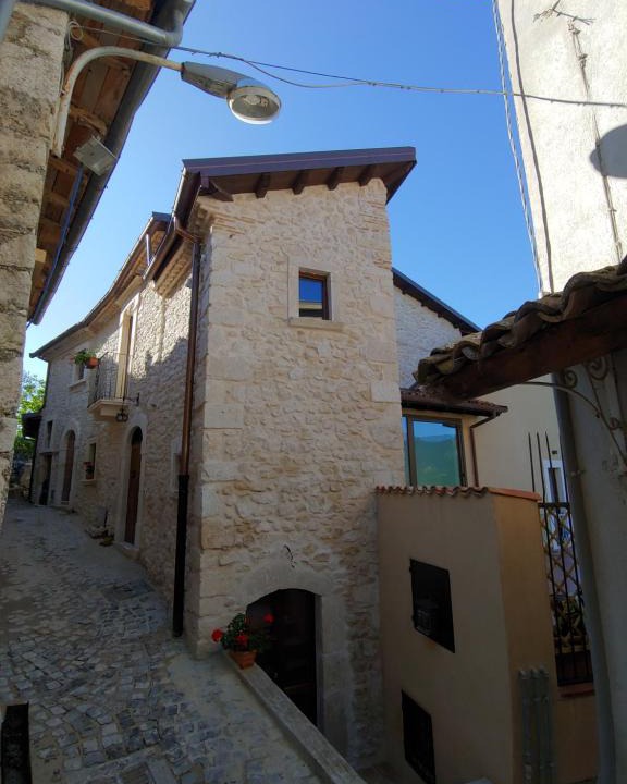 Fagnano Alto House | Castello di Fagnano -Albergo Diffuso & SPA