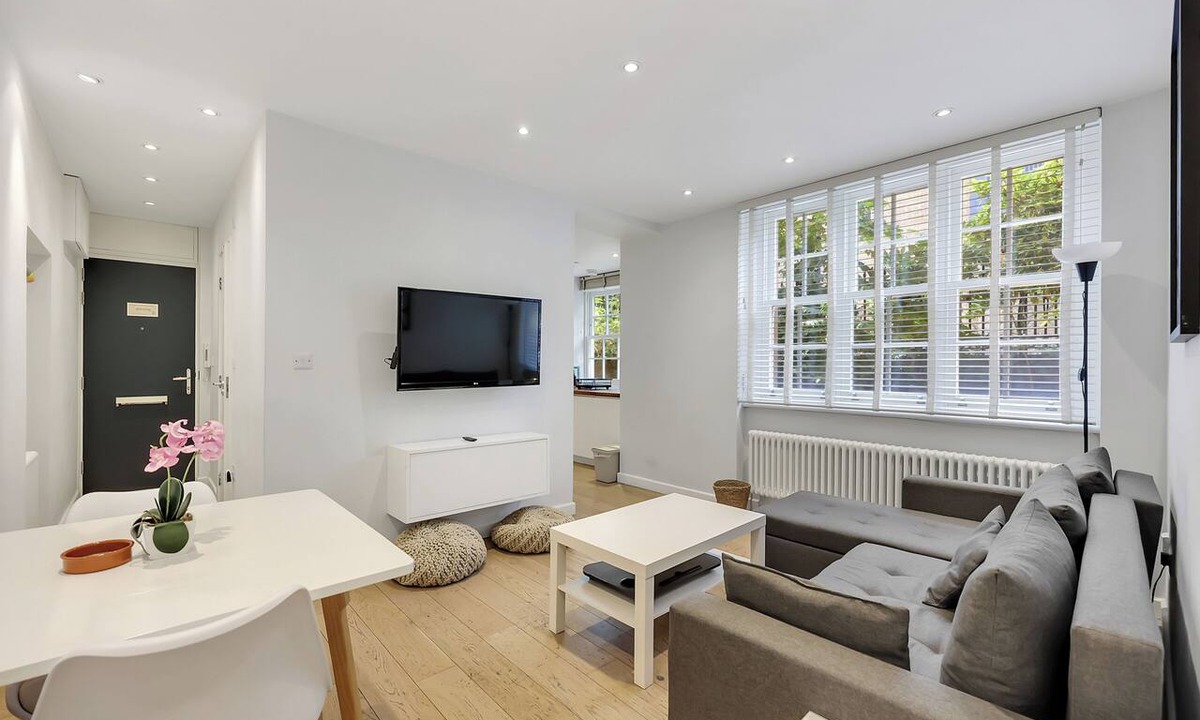 St. Pancras Apartment | Central London 2BR | Walk to King’s Cross