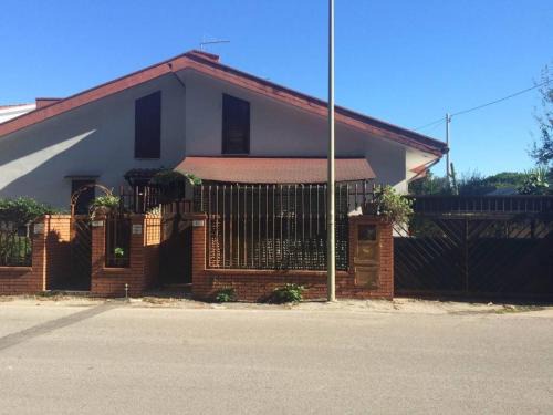 Laura House | Charming house in Laura with fenced garden