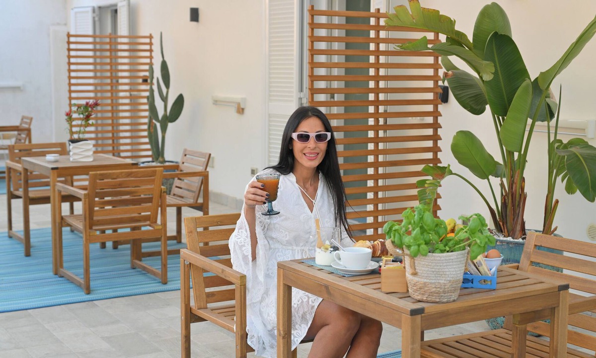 Sant'Angelo Bed & Breakfast | Chiaia Di Rose Rooms & Apartment