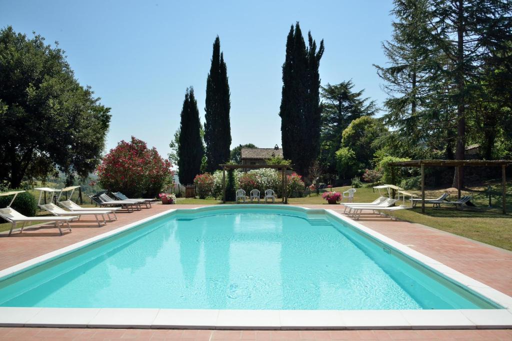 Civita di Bagnoregio Villa | Civita di Bagnoregio Villa Sleeps 14 Pool WiFi