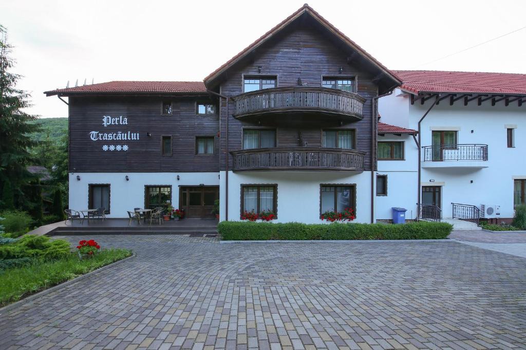 Rimetea House | Complex Turistic Perla Trascaului