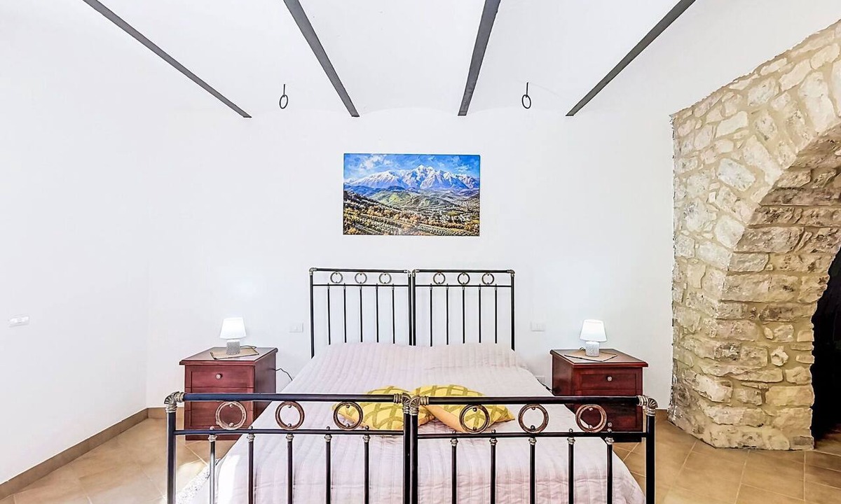 Archi Apartment | Cosy apartment for 8 people with A/C, WIFI, TV and panoramic view