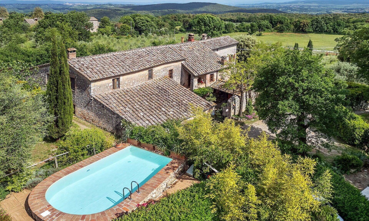 Monteriggioni House | Country House/Farm House in Monteriggioni with 6 bedrooms sleeps 12