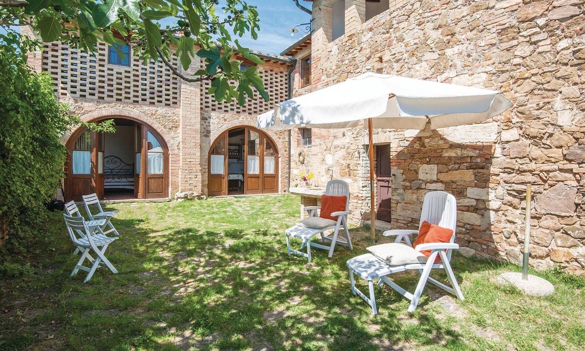 San Quirico d'Orcia Apartment | Cozy apartment in S. Quirico d'Orcia SI