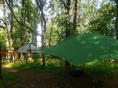 Friaudour Other | D'En Haut tentes suspendues