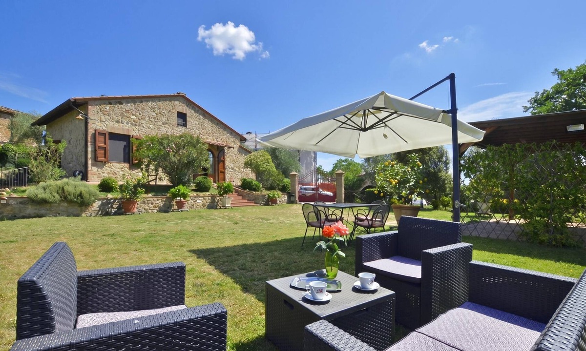 Murlo House | Da Maria, Murlo, Italy