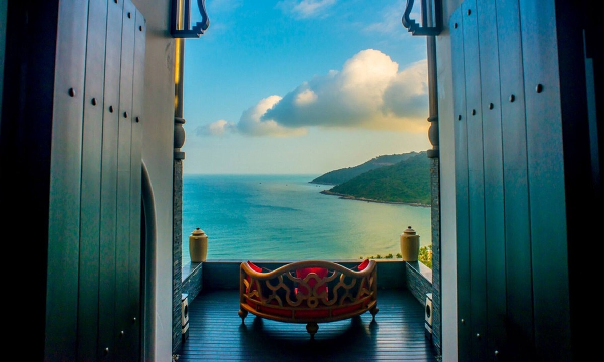 Son Tra Villa | Da nang Intercontinental 2 BR Royal Residence By The Sea