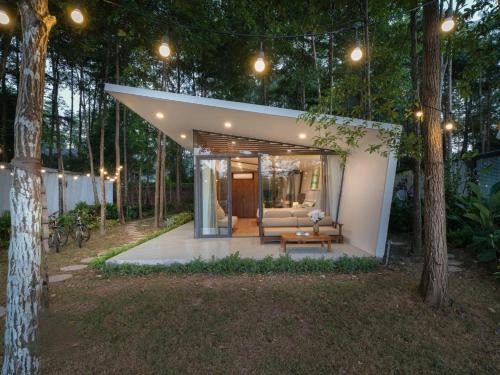 Ngoc Thanh Villa | Daisy Villa - Lake View Flamingo Dai Lai