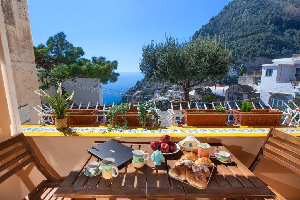 Chiesa Nuova House | De Vivo Realty - Angolo di Paradiso Positano