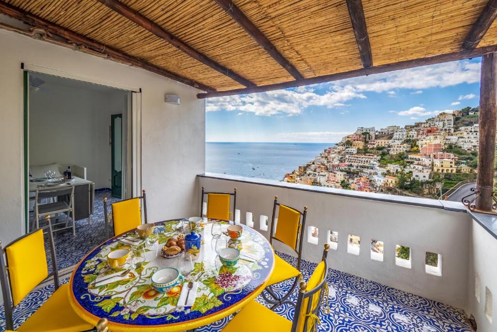 Liparlati House | De Vivo Realty - Positano Dream Home Positano