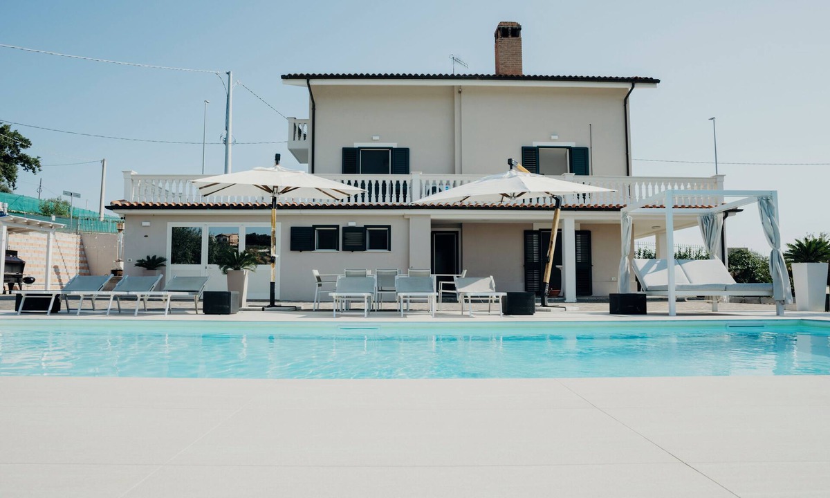 Collecorvino Villa | Di Luzio Holiday House