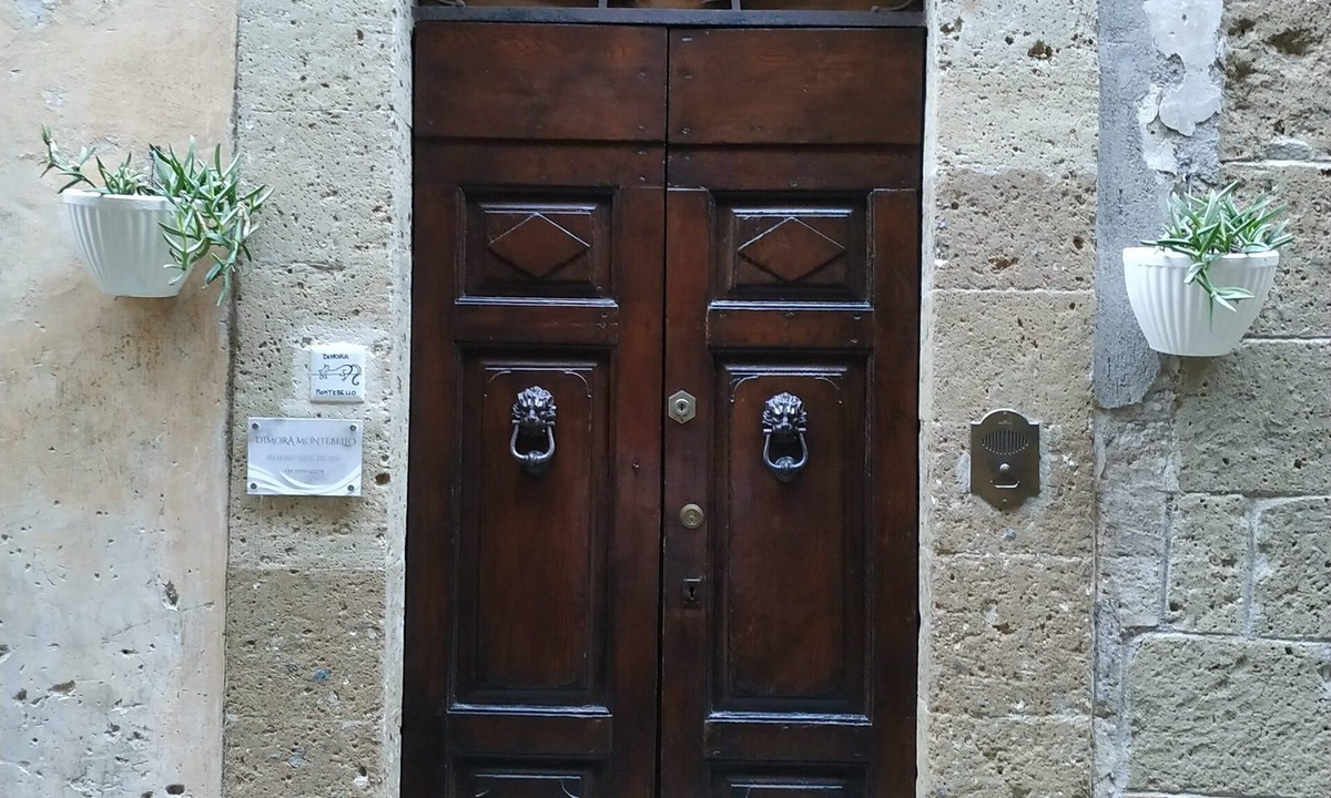 Pitigliano House | Dimora Montebello vintage house in the center of Pitigliano