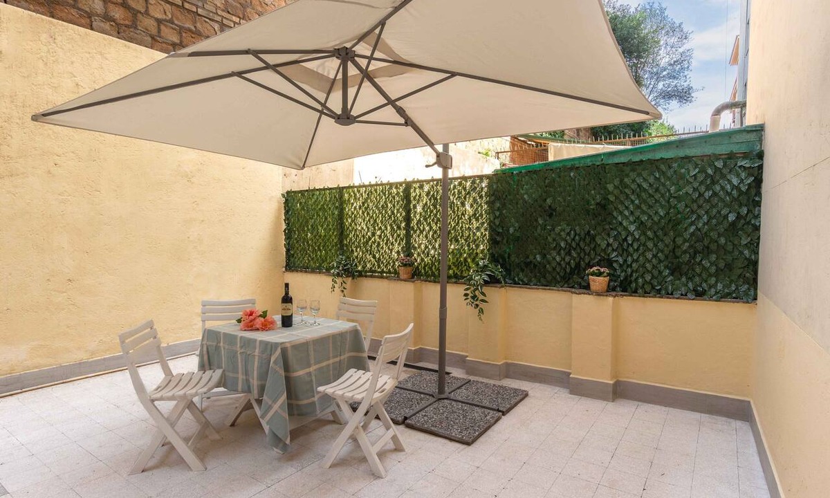 Monti Apartment | Domus Erasmo (Colosseum)
