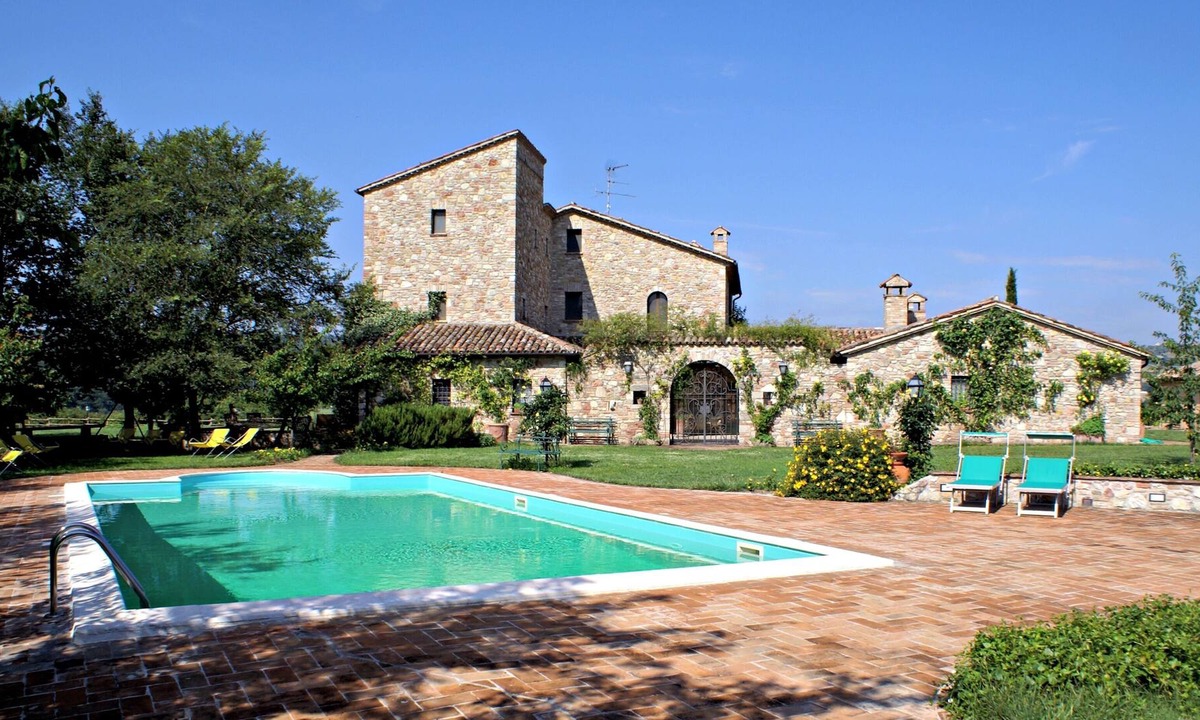 Sismano Villa | EARTHQUAKE COUNTRY HOUSE # 1 "Il Boschetto"
