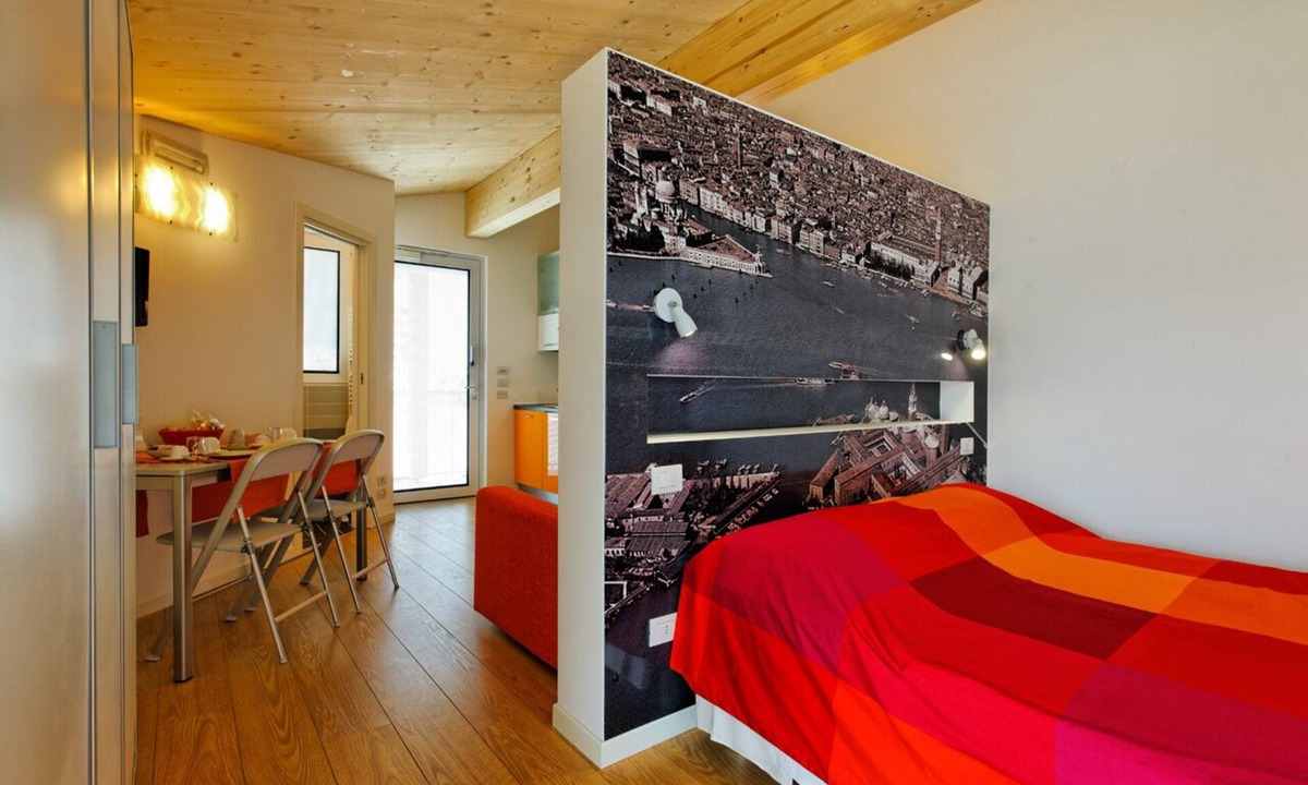Favaro Veneto Apartment | Eco Suite 3