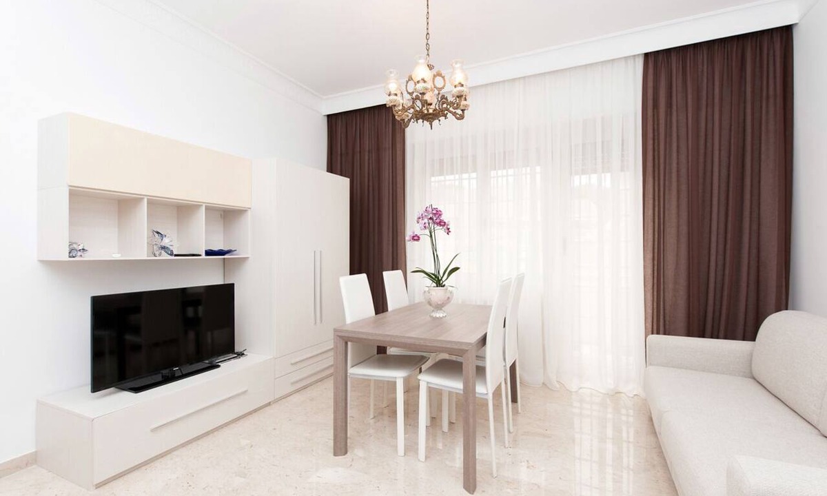 Quartiere XIII Aurelio Apartment | Elegant apartment a few steps from St. Peter